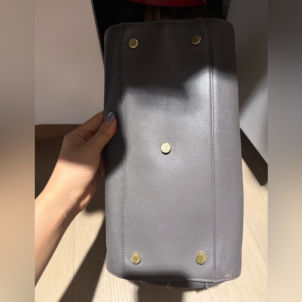 Saint Laurent Grey Small Sac de Jour - Picture 10 of 16
